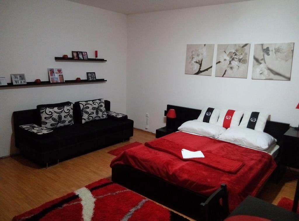 Debrecenter Apartman Zimmer foto
